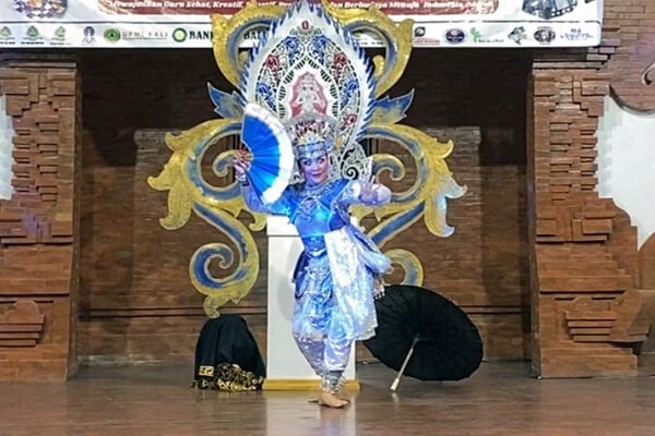Tari “Chandra Mudra” Wakili PGRI Bali ke Tingkat Nasional